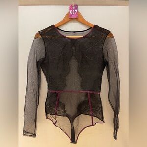 #27 Lace Bodysuit (Size L)
